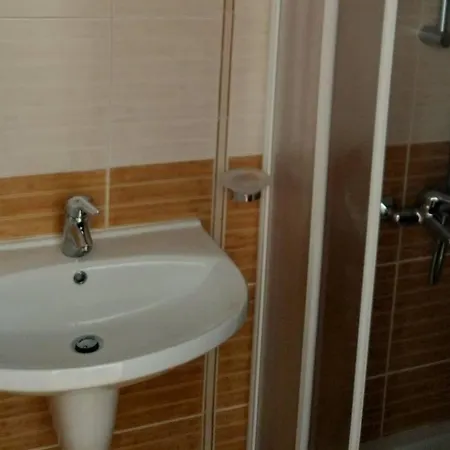 Гарсониера Hotel